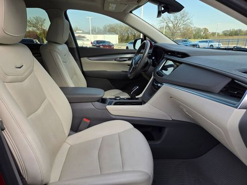 Used 2021 Cadillac XT5 Premium Luxury FWD image 26