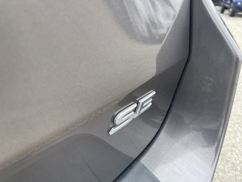 Used 2014 Toyota Sienna SE w/ SE Premium Package w/Entune image 12