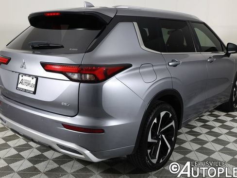Used 2024 Mitsubishi Outlander SEL AWD/4WD image 5