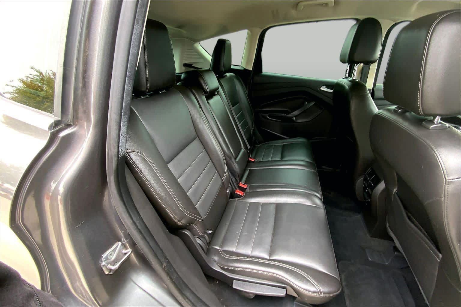 Used 2013 Ford C-MAX SEL FWD image 19