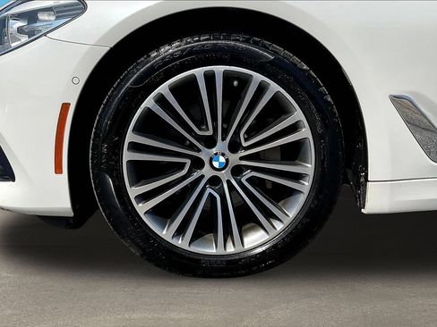 Used 2017 BMW 530i xDrive AWD/4WD image 33