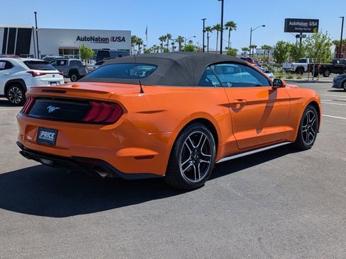 Used 2020 Ford Mustang Premium image 5
