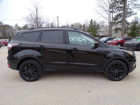 Used 2017 Ford Escape SE Sport w/ Equipment Group 201A image 39