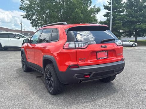 Used 2021 Jeep Cherokee Trailhawk AWD/4WD image 7