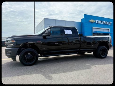Used 2025 RAM 3500 Tradesman AWD/4WD image 19