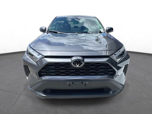 Used 2023 Toyota RAV4 LE AWD/4WD image 8