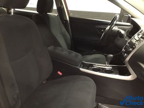 Used 2014 Nissan Altima 2.5 SV image 35