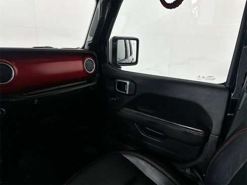 Used 2023 Jeep Wrangler Unlimited Rubicon image 23