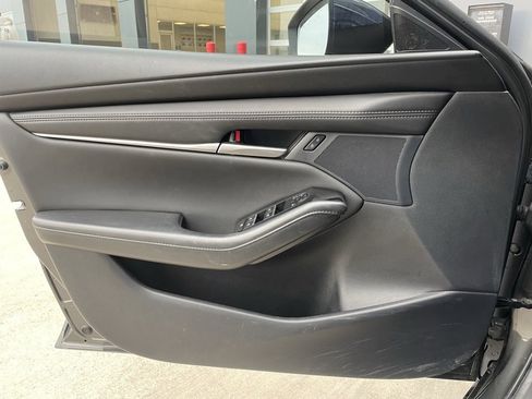 Used 2024 MAZDA MAZDA3 s image 8