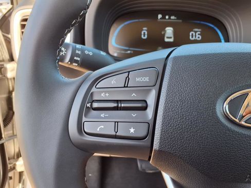 New 2025 Hyundai Venue SEL image 26