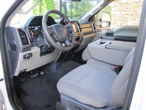 Used 2022 Ford F250 XLT w/ XLT Value Package AWD/4WD image 13