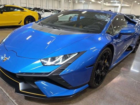 Used 2023 Lamborghini Huracan Tecnica RWD image 1
