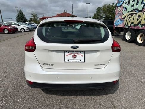 Used 2018 Ford Focus Titanium FWD image 5