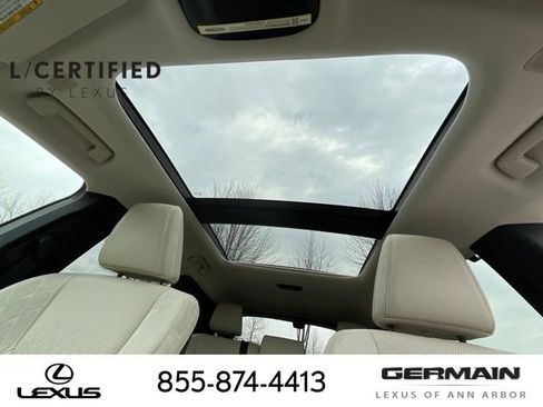 Used 2025 Lexus RX 350 AWD w/ Convenience Package image 21