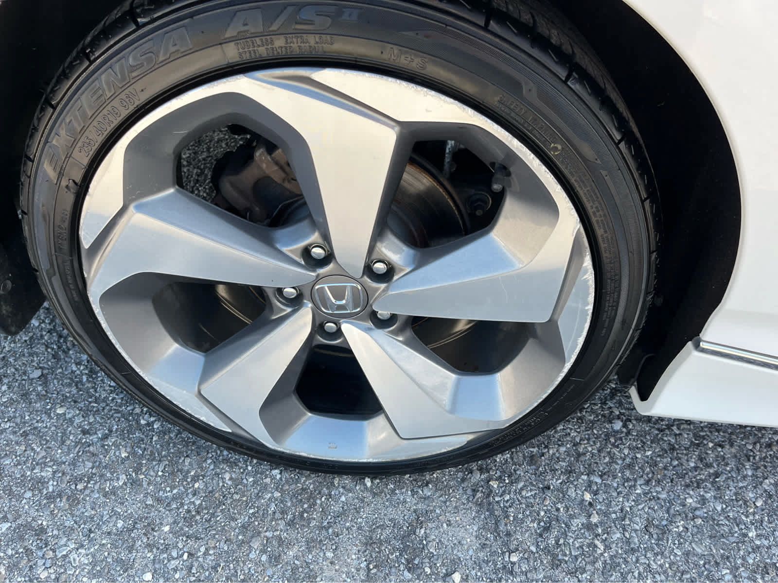Used 2020 Honda Accord Touring image 38