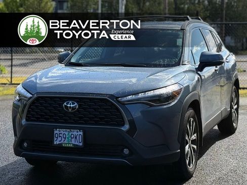 Used 2023 Toyota Corolla Cross XLE w/ Convenience Package image 1