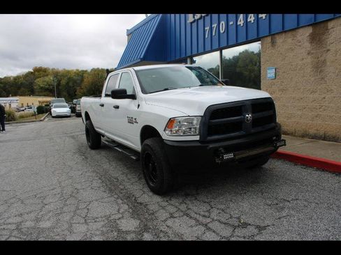Used 2018 RAM 2500 Tradesman AWD/4WD image 1