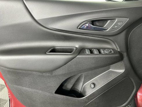 Used 2019 Chevrolet Equinox LT FWD image 24