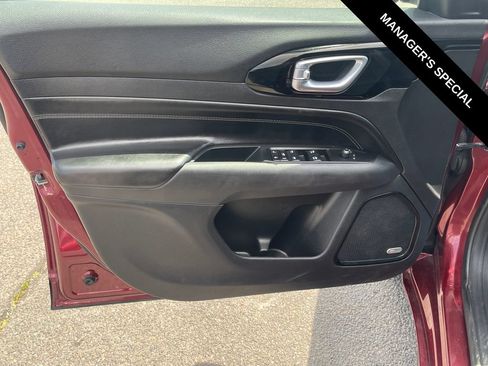 Used 2022 Jeep Compass High Altitude AWD/4WD image 14