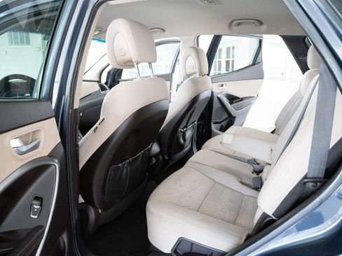 Used 2017 Hyundai Santa Fe Sport image 12