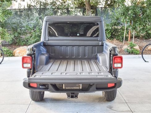 New 2026 Jeep Gladiator Sport image 23