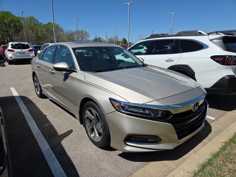 Used 2018 Honda Accord EX-L image 2