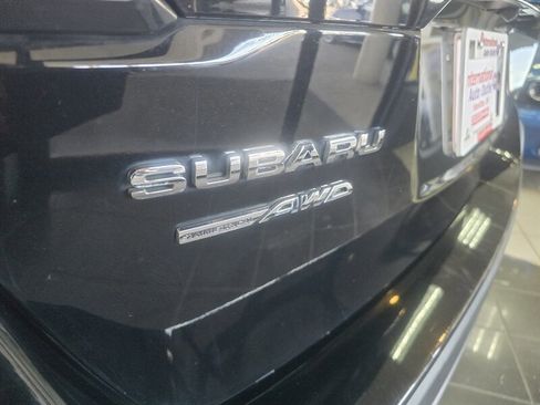 Used 2023 Subaru Outback Premium image 30