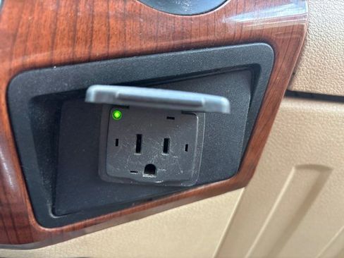 Used 2015 Ford F250 King Ranch w/ FX4 Off-Road Package image 35