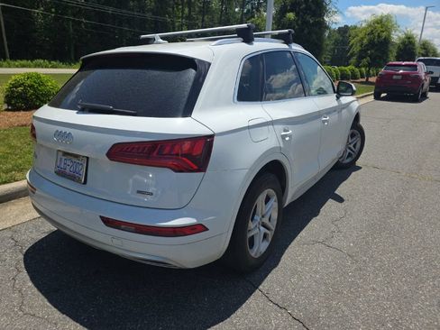 Used 2019 Audi Q5 2.0T Premium w/ Convenience Package AWD/4WD image 21