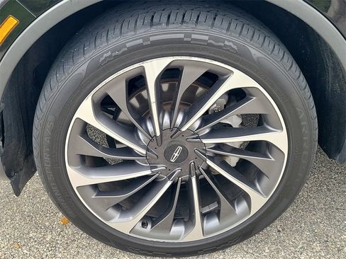 Used 2020 Lincoln Aviator Reserve w/ Equipment Group 202A image 10