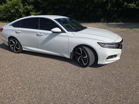 Used 2019 Honda Accord Sport image 24