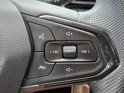 Certified 2024 Chevrolet Trax LS FWD image 22
