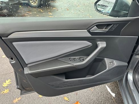 New 2026 Volkswagen Jetta SE image 5