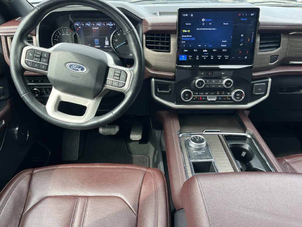 Used 2024 Ford Expedition Limited RWD image 15