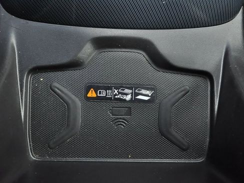 Used 2019 Chevrolet Colorado Z71 image 35