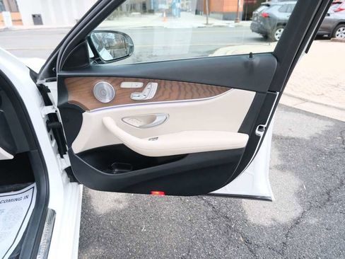 Used 2018 Mercedes-Benz E 300 w/ Premium 3 Package (Q03) image 35