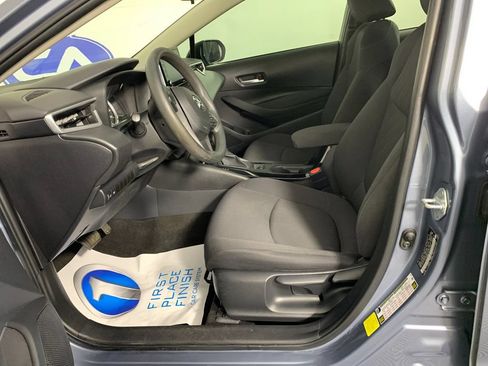Used 2021 Toyota Corolla LE FWD image 15