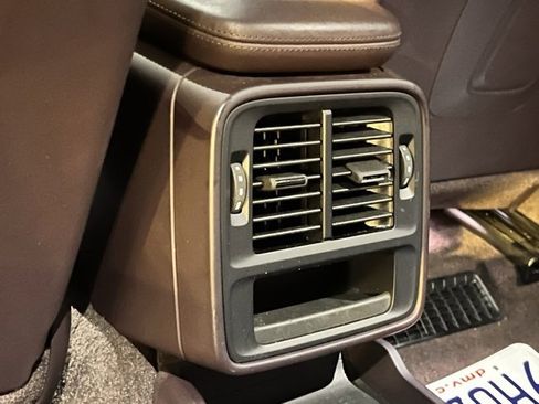 Used 2023 Porsche Taycan 4 Cross Turismo image 19