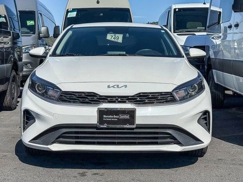 Used 2023 Kia Forte LXS FWD image 4