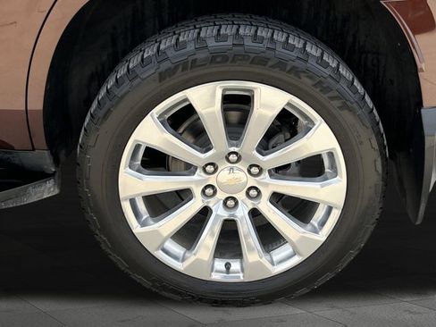 Used 2023 Chevrolet Tahoe Premier AWD/4WD image 21