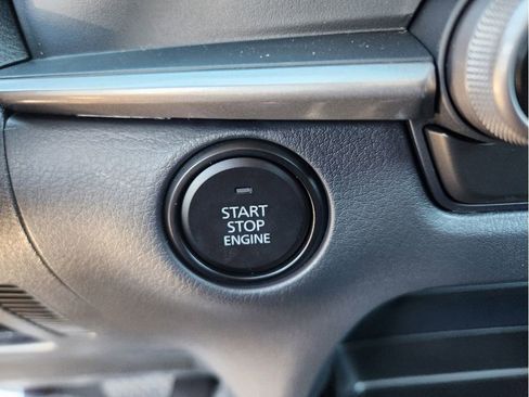 Used 2025 MAZDA CX-30 AWD 2.5 S w/ Select Sport Pkg image 17