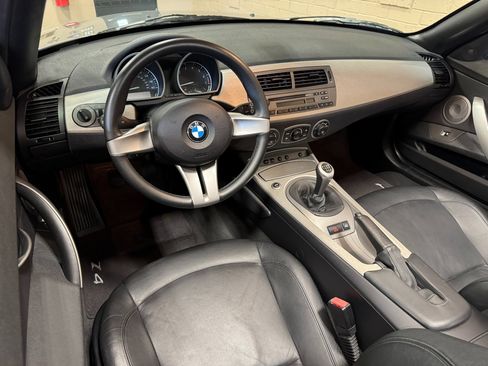 Used 2003 BMW Z4 3.0i image 35