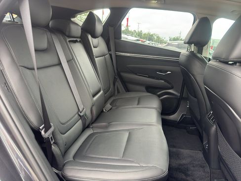 Used 2024 Hyundai Tucson Limited FWD image 17