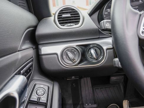 Used 2025 Porsche 718 Boxster image 54