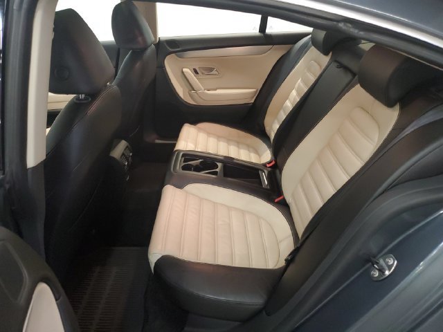 Used 2010 Volkswagen CC Luxury FWD image 26
