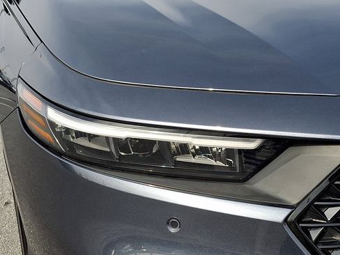 Certified 2023 Honda Accord EX-L image 9