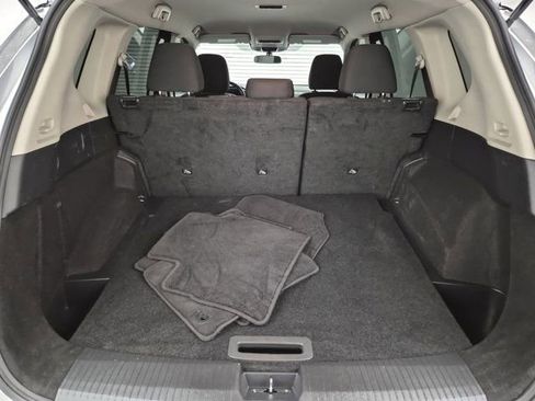 Certified 2025 Nissan Rogue S image 8