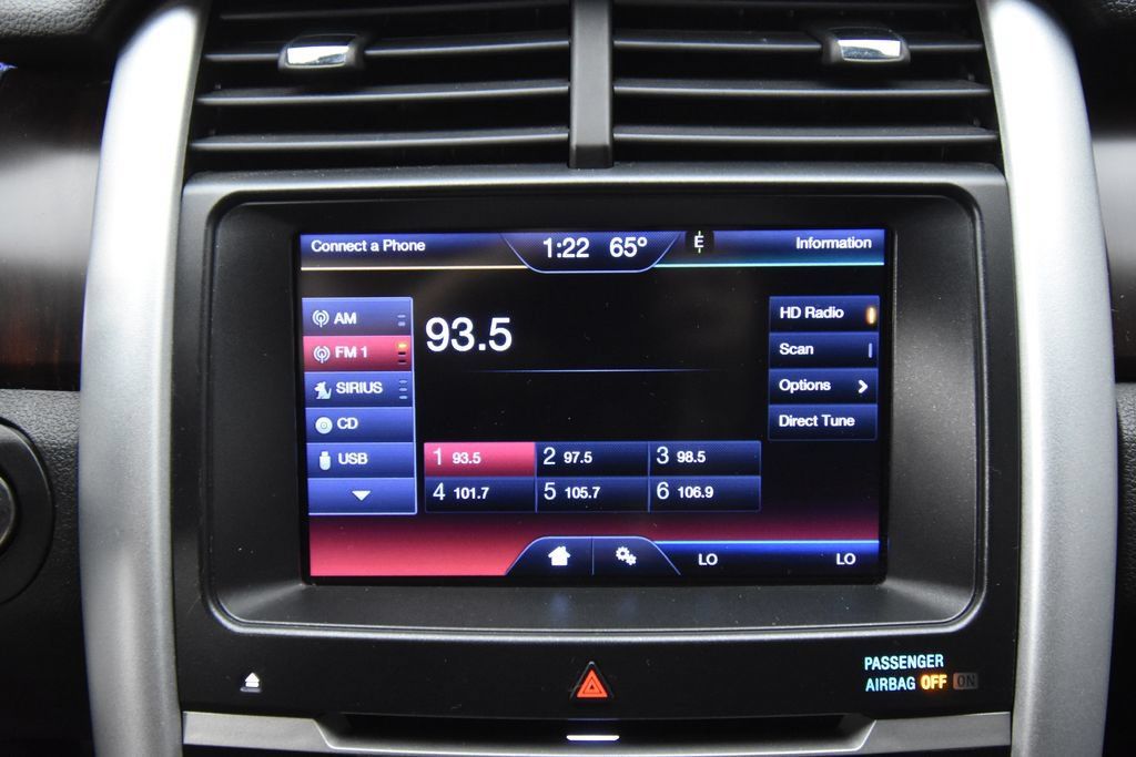 Used 2013 Ford Edge Limited FWD image 12