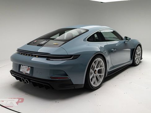 Used 2024 Porsche 911 GT3 RS RWD image 3