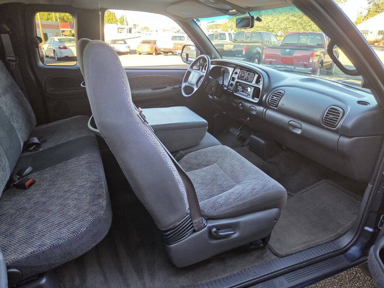 Used 2001 Dodge Ram 1500 Truck 2WD Quad Cab image 12